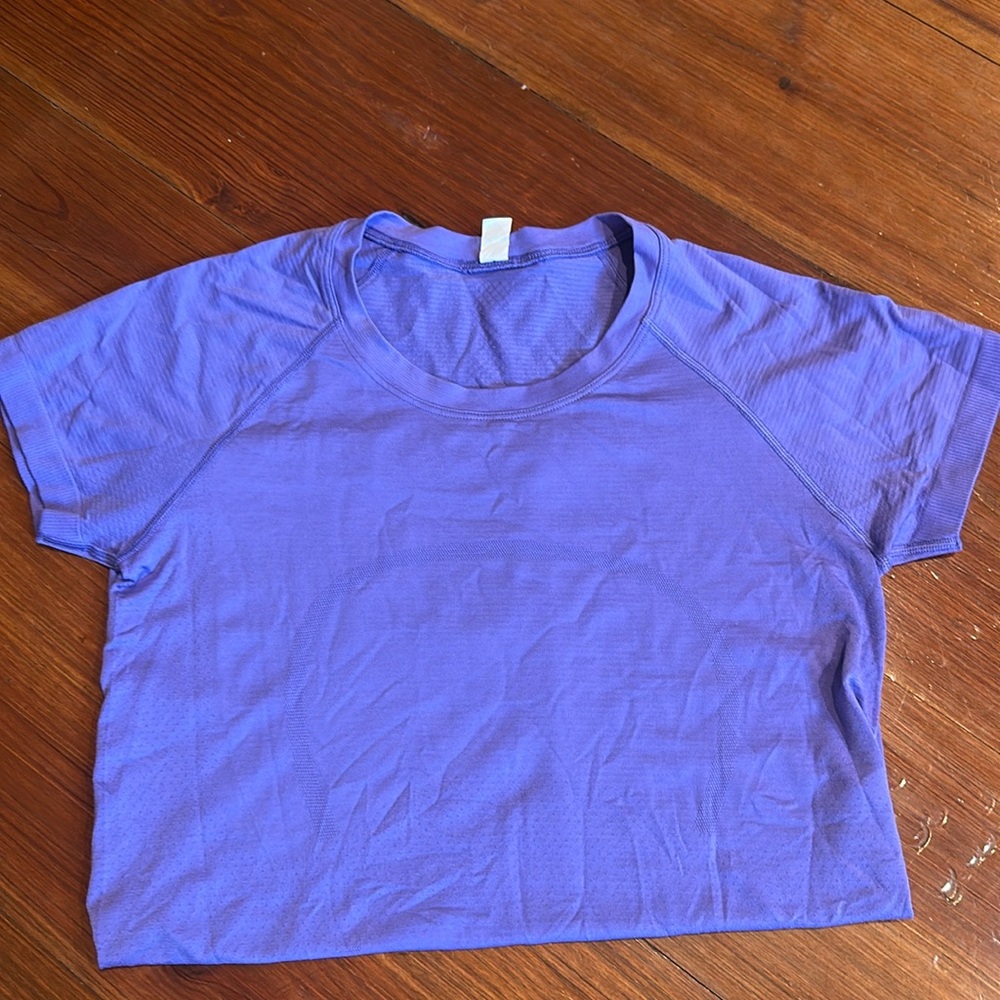 Lululemon Size 6, Purple Short Sleeve Swiftly Tech